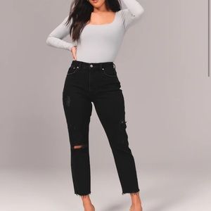 Abercrombie & Fitch High Rise Mom Jean Black 28 6S